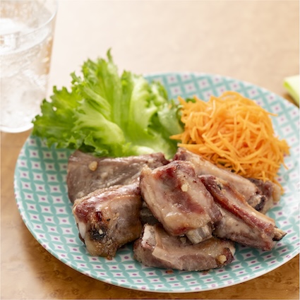 お肉柔らか～！オーブンまかせの楽々メニュー『スペアリブの塩麴漬け』