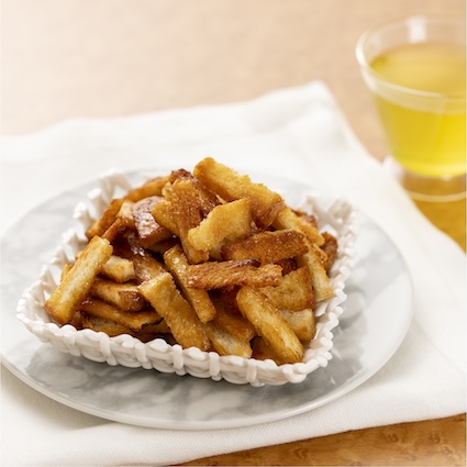 サクッと歯応え、やさしい甘み『揚げずに簡単！食パンのかりんとう風おやつ』